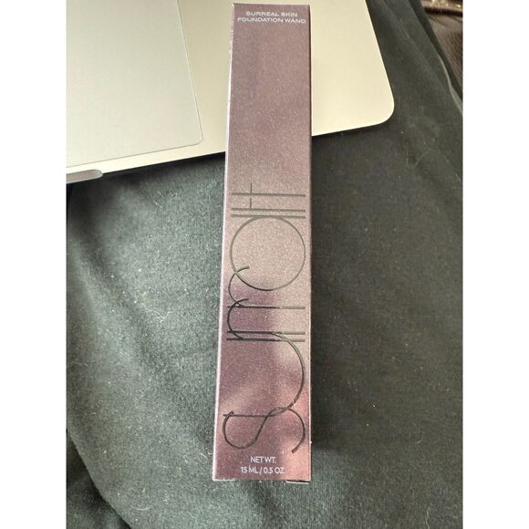 NIB SURRATT Surreal Skin Foundation Wand # 1.5 Very Fair Beige - Picture 6 of 6